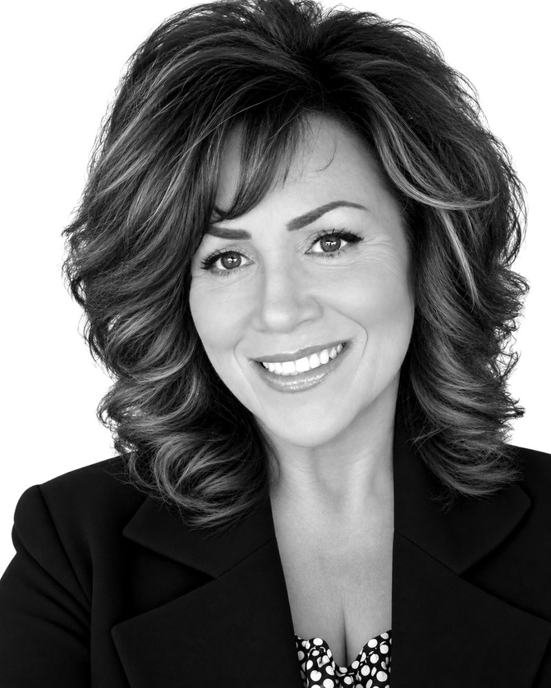 Tresa Bannister, cosmetologist